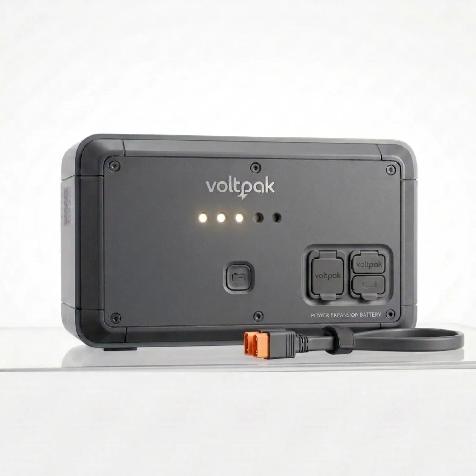 VoltLink cable connecting expansion battery